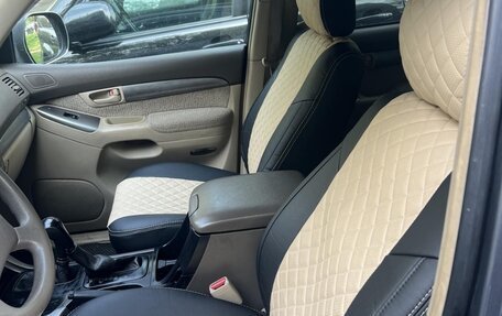 Toyota Land Cruiser Prado 120 рестайлинг, 2005 год, 1 500 000 рублей, 3 фотография