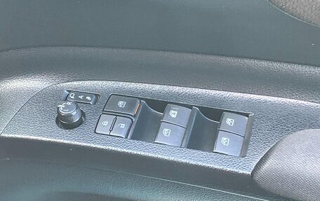 Toyota Sienta II, 2021 год, 1 095 000 рублей, 40 фотография