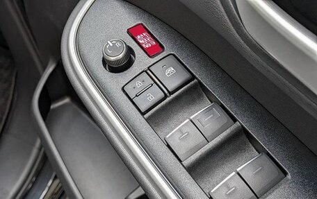 Toyota Voxy III, 2021 год, 3 100 222 рублей, 17 фотография