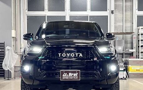 Toyota Hilux VIII, 2024 год, 5 000 000 рублей, 2 фотография