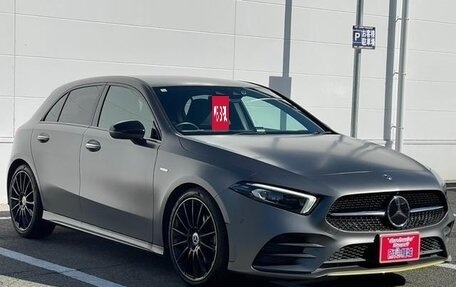 Mercedes-Benz A-Класс, 2018 год, 1 334 555 рублей, 3 фотография