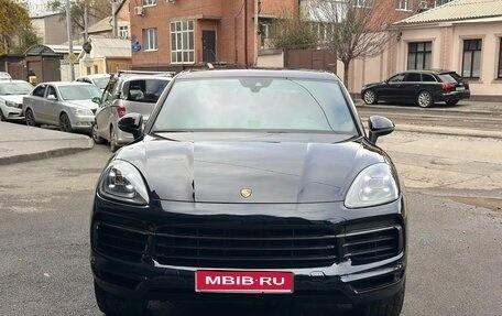 Porsche Cayenne III, 2018 год, 5 999 000 рублей, 1 фотография
