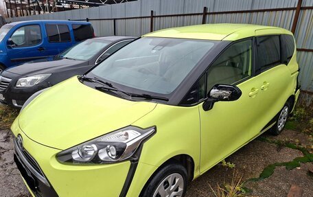 Toyota Sienta II, 2018 год, 1 090 000 рублей, 2 фотография