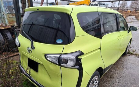 Toyota Sienta II, 2018 год, 1 090 000 рублей, 5 фотография