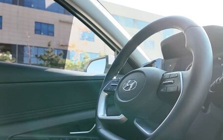 Hyundai Elantra, 2022 год, 1 210 007 рублей, 13 фотография