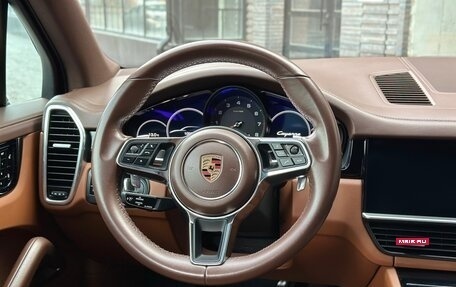 Porsche Cayenne III, 2018 год, 5 999 000 рублей, 8 фотография