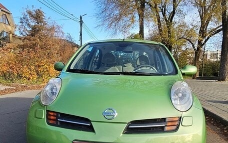 Nissan Micra III, 2004 год, 587 000 рублей, 2 фотография