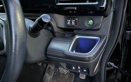 Honda Stepwgn IV, 2015 год, 2 100 000 рублей, 12 фотография