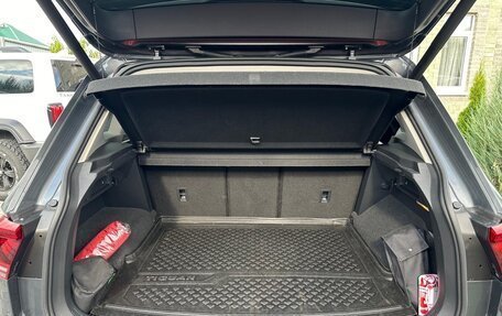 Volkswagen Tiguan II, 2020 год, 3 899 999 рублей, 10 фотография