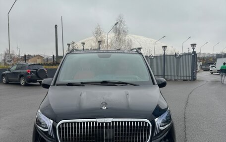 Mercedes-Benz V-Класс, 2023 год, 6 900 000 рублей, 4 фотография