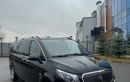 Mercedes-Benz V-Класс, 2023 год, 6 900 000 рублей, 5 фотография