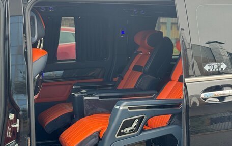 Mercedes-Benz V-Класс, 2023 год, 6 900 000 рублей, 15 фотография