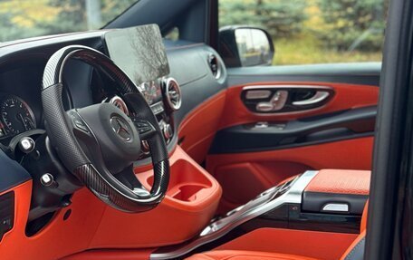 Mercedes-Benz V-Класс, 2023 год, 6 900 000 рублей, 14 фотография