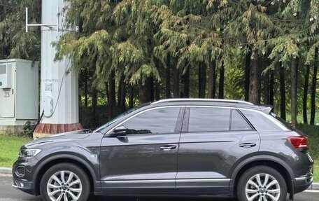 Volkswagen T-Roc I, 2021 год, 1 400 000 рублей, 6 фотография