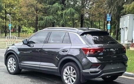 Volkswagen T-Roc I, 2021 год, 1 400 000 рублей, 5 фотография