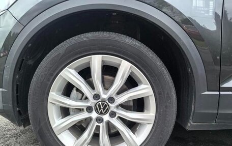 Volkswagen T-Roc I, 2021 год, 1 400 000 рублей, 16 фотография