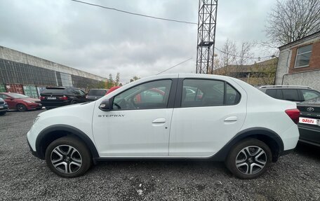 Renault Logan II, 2022 год, 1 100 000 рублей, 2 фотография