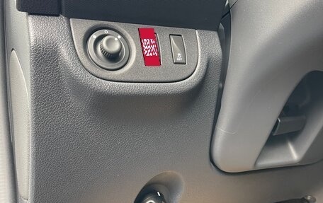 Renault Logan II, 2022 год, 1 100 000 рублей, 9 фотография