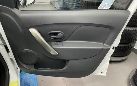 Renault Logan II, 2022 год, 1 299 999 рублей, 7 фотография