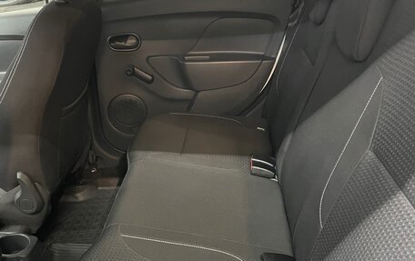 Renault Logan II, 2022 год, 1 299 999 рублей, 15 фотография