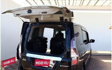 Nissan Serena IV, 2021 год, 1 600 000 рублей, 7 фотография