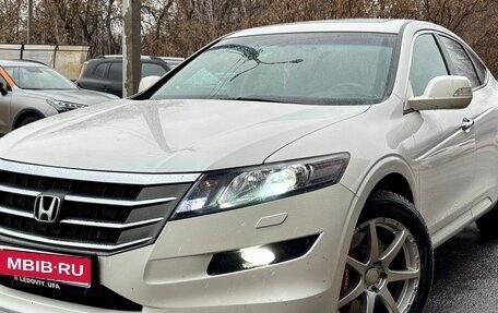 Honda Crosstour I рестайлинг, 2012 год, 1 389 000 рублей, 1 фотография