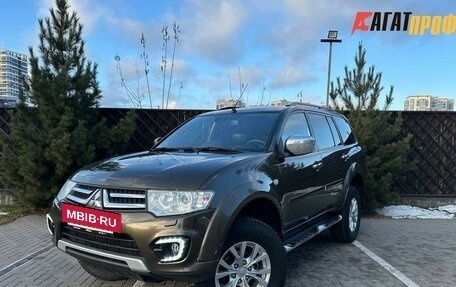 Mitsubishi Pajero Sport II рестайлинг, 2015 год, 2 000 000 рублей, 5 фотография