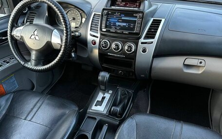 Mitsubishi Pajero Sport II рестайлинг, 2015 год, 2 000 000 рублей, 15 фотография