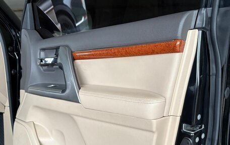 Toyota Land Cruiser 200, 2013 год, 4 080 000 рублей, 11 фотография