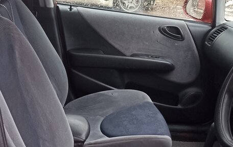 Honda Fit III, 2002 год, 370 000 рублей, 18 фотография