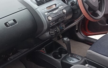 Honda Fit III, 2002 год, 370 000 рублей, 19 фотография