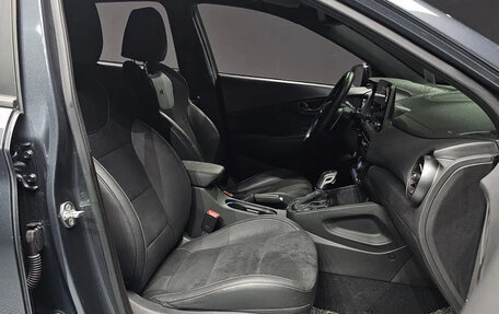 Hyundai Kona I, 2022 год, 1 410 500 рублей, 8 фотография