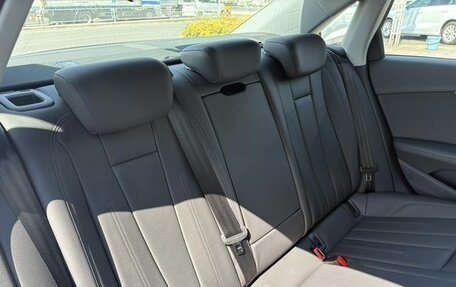 Audi A4, 2022 год, 2 180 665 рублей, 10 фотография