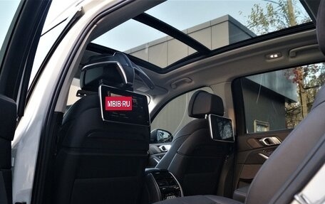 BMW X7, 2020 год, 7 500 000 рублей, 28 фотография