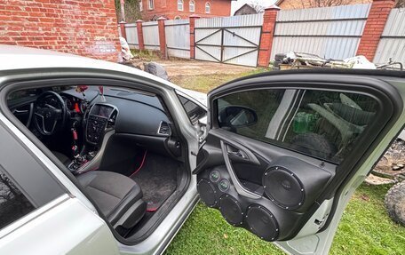 Opel Astra J, 2011 год, 590 000 рублей, 5 фотография