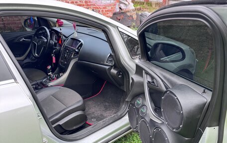 Opel Astra J, 2011 год, 590 000 рублей, 7 фотография