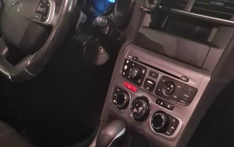 Citroen C4 II рестайлинг, 2015 год, 850 000 рублей, 10 фотография