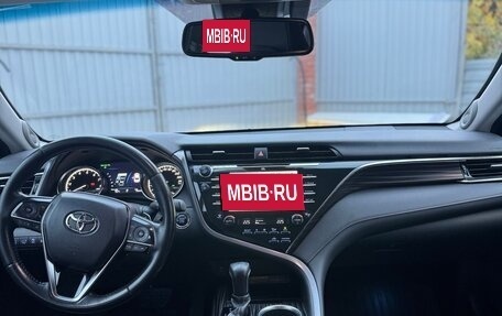 Toyota Camry, 2021 год, 3 200 000 рублей, 7 фотография