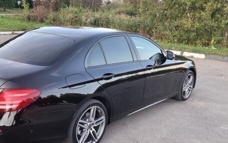 Mercedes-Benz E-Класс, 2019 год, 2 800 000 рублей, 5 фотография