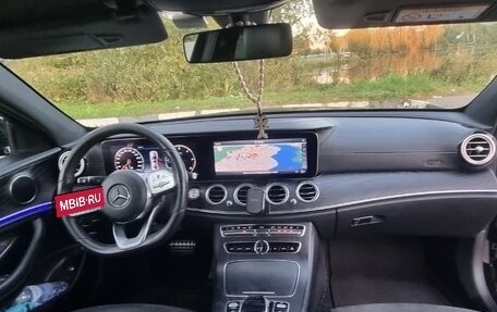 Mercedes-Benz E-Класс, 2019 год, 2 800 000 рублей, 6 фотография