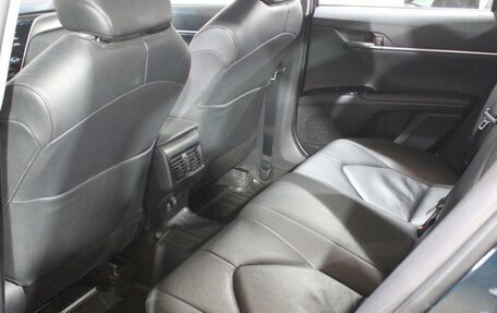 Toyota Camry, 2020 год, 1 990 000 рублей, 10 фотография