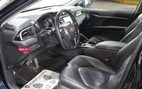 Toyota Camry, 2020 год, 1 990 000 рублей, 9 фотография