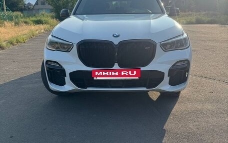 BMW X5, 2019 год, 6 150 000 рублей, 2 фотография