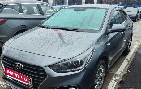 Hyundai Solaris II рестайлинг, 2019 год, 1 200 000 рублей, 4 фотография