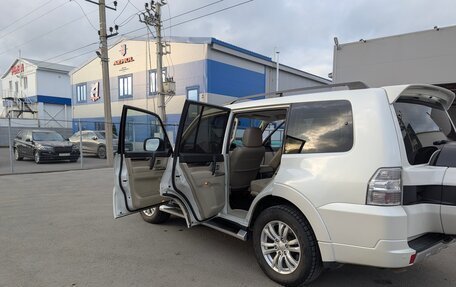 Mitsubishi Pajero IV, 2017 год, 2 399 900 рублей, 6 фотография