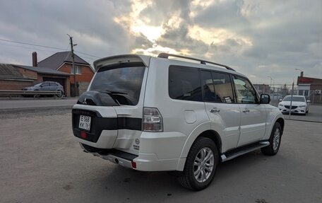 Mitsubishi Pajero IV, 2017 год, 2 399 900 рублей, 5 фотография