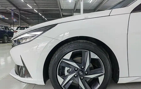 Hyundai Elantra, 2021 год, 1 303 000 рублей, 7 фотография