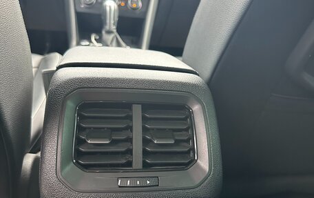 Volkswagen Tiguan II, 2019 год, 3 499 999 рублей, 22 фотография