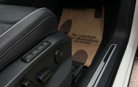 Volkswagen Tiguan II, 2019 год, 3 499 999 рублей, 19 фотография