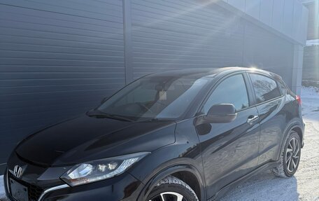Honda Vezel, 2017 год, 1 290 000 рублей, 12 фотография
